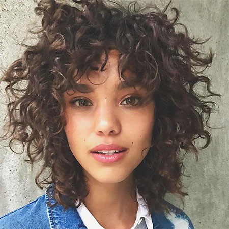 25 Short Haircuts For Curly Hair