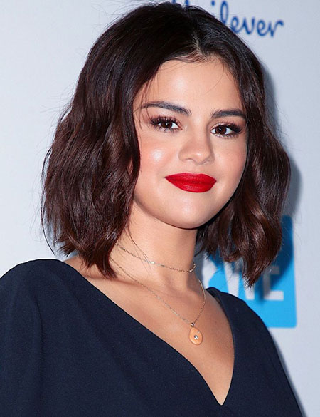 20 New Selena Gomez Short Haircut 2021 | Short Hair Models