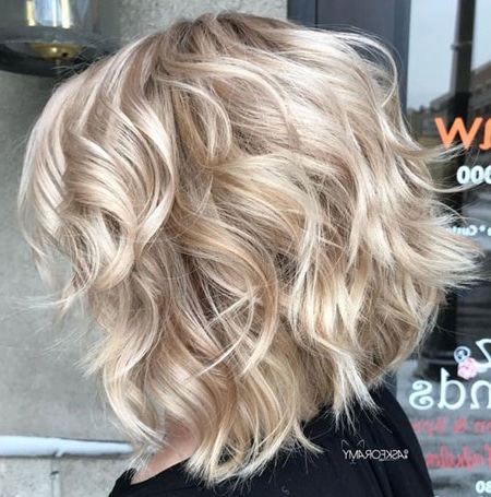 100 New Short Hairstyles for 2019 - Bobs and Pixie Haircuts