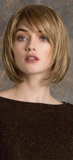 38 Short Layered Bob Haircuts With Side Swept Bangs That
