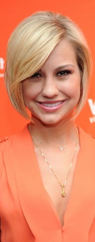 38 Short Layered Bob Haircuts With Side Swept Bangs That Make You