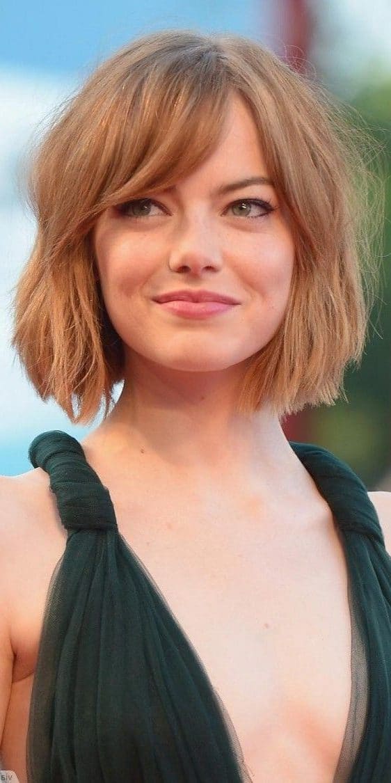 38 Short Layered Bob Haircuts with Side Swept Bangs That 