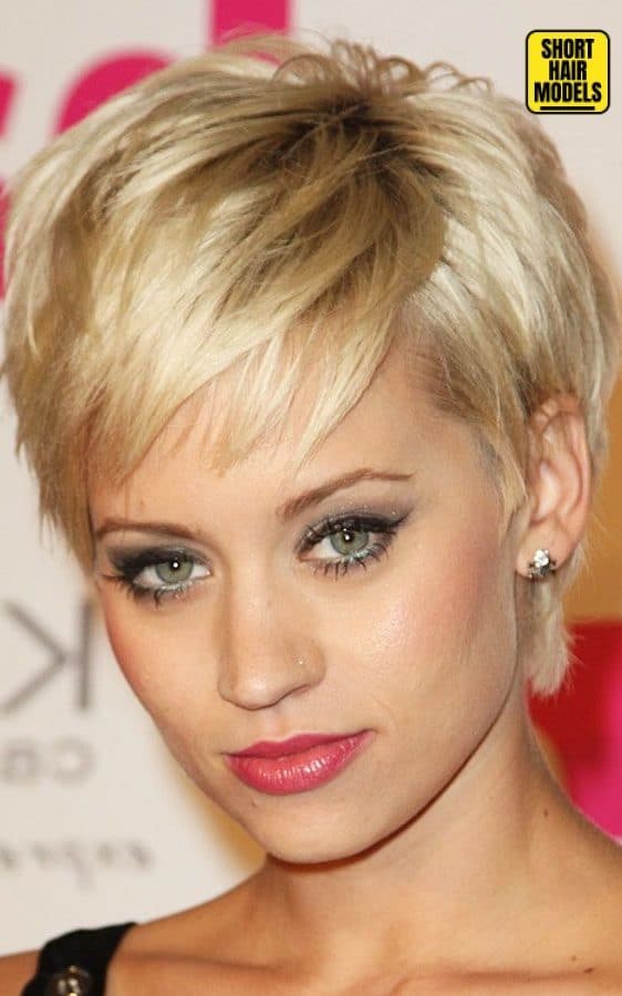 Latest Short Hairstyles to Refresh Your Look for Summer 2019