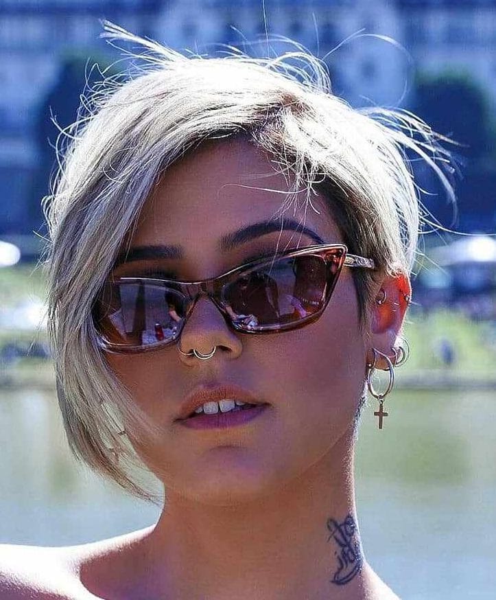 50 New Short Bob Cuts and Pixie Haircuts for 2021