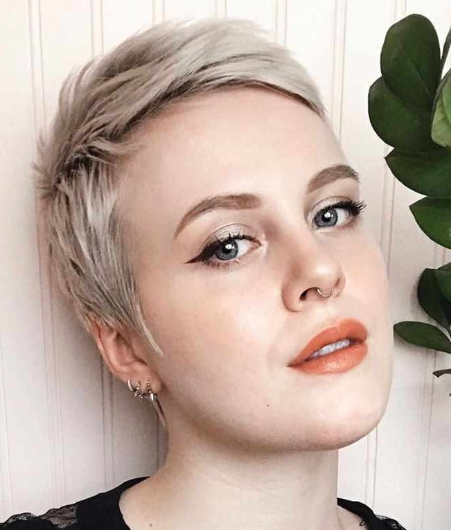 50 New Short Bob Cuts and Pixie Haircuts for 2021