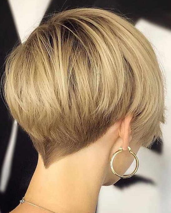 50 New Short Bob Cuts and Pixie Haircuts for 2021