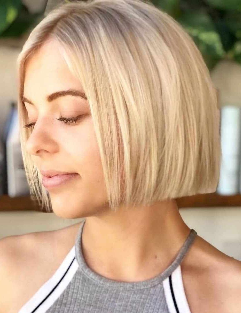 50 New Short Bob Cuts and Pixie Haircuts for 2021