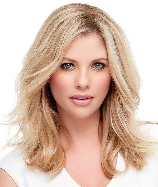 Light golden blonde hair color