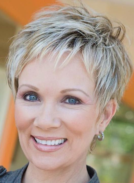 15 Short Hairstyles for Women Over 50 | Short Hair Models