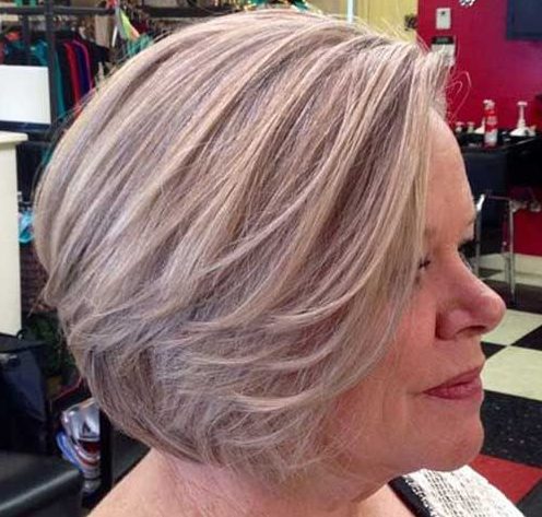 Short bob hairstyles for older women