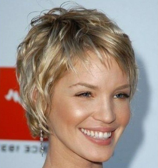 Short hairstyles for thin fine hair over 50