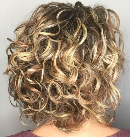 15 Trending Short Curly Hairstyles for 2021 | Short Hair Models