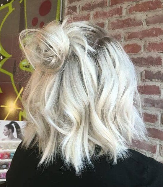 Short shoulder length short platinum hair