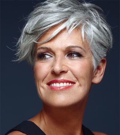 20 Trendy Short Hairstyles for Older Ladies