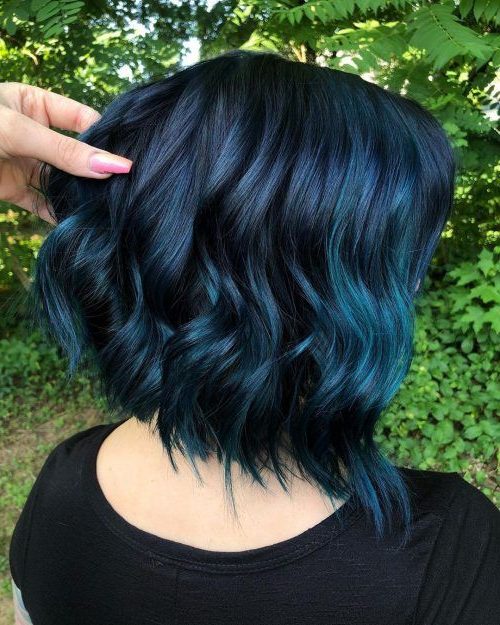 dark blue hair