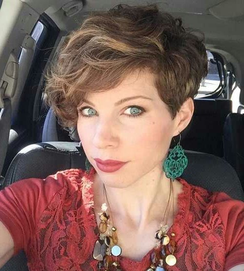 edgy short curly haircuts