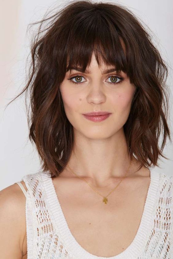 low maintenance choppy shaggy shoulder length hair