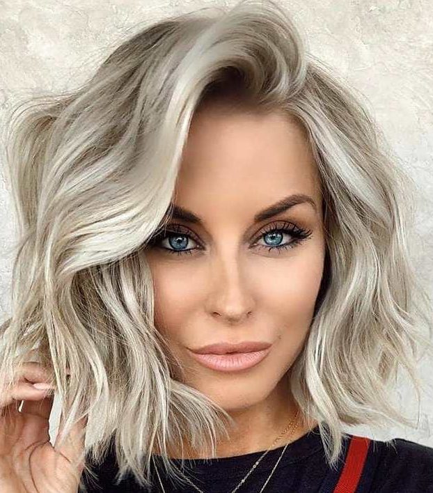 Blonde Highlights Hairstyles 2021 | Short Hair Models