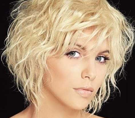 20 Short Natural Wavy Bob Haircuts | Short Hair Models