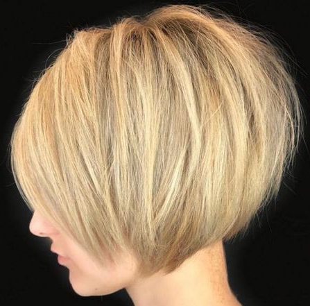 Jaw length pixie bob haircut