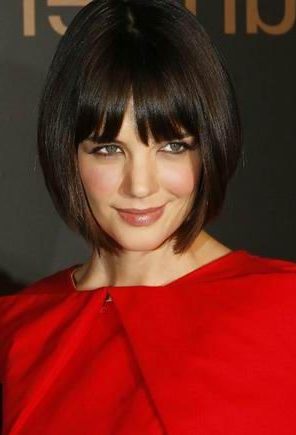 Layered katie holmes short haircut