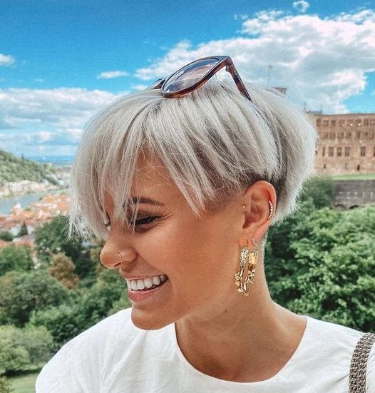 Low maintenance short grey hairstyles