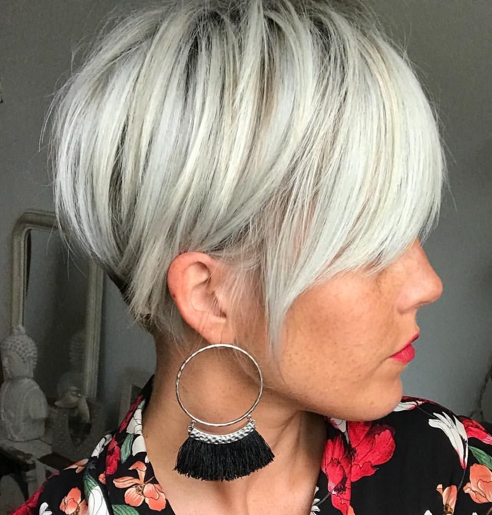 Older short hairstyles for fine hair over 60