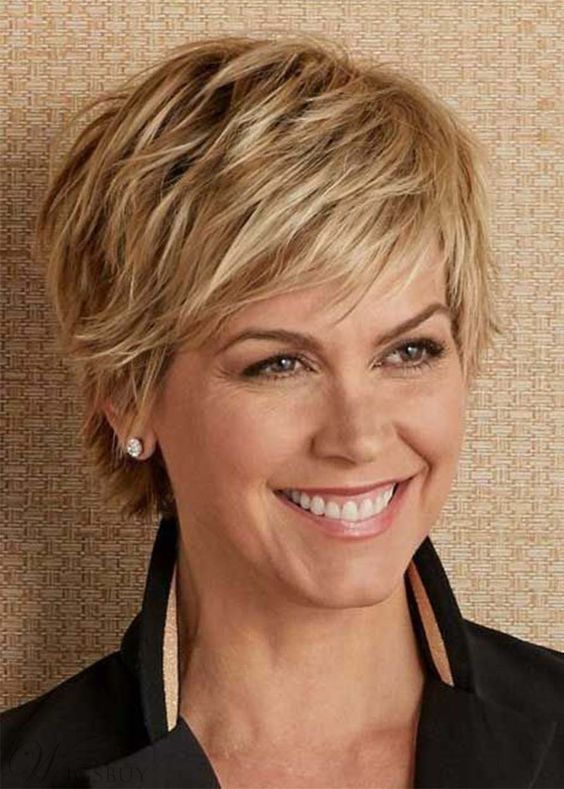 Short shaggy hairstyles over 50