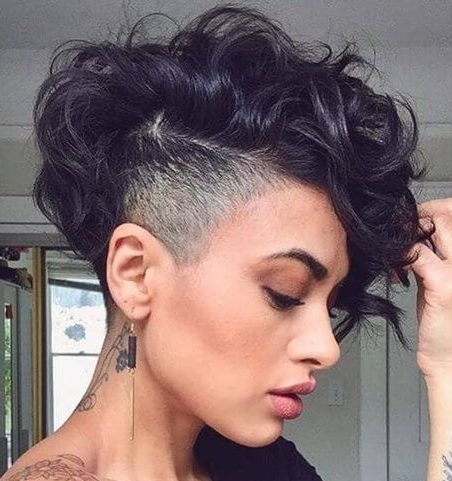 Undercut edgy pixie cut