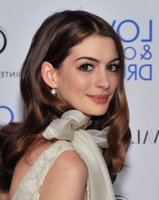 anne hathaway hair