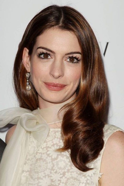 anne hathaway long hair