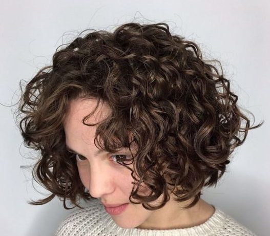 short curly hair bob