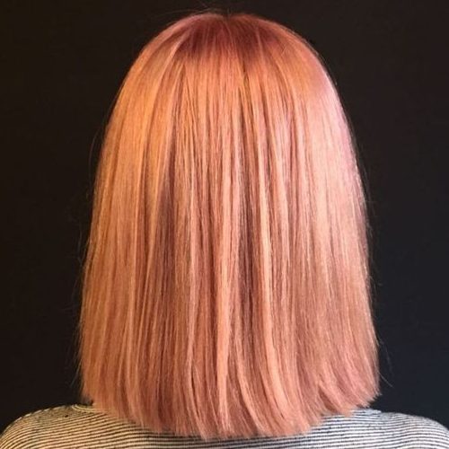 straight short strawberry blonde hairstyle