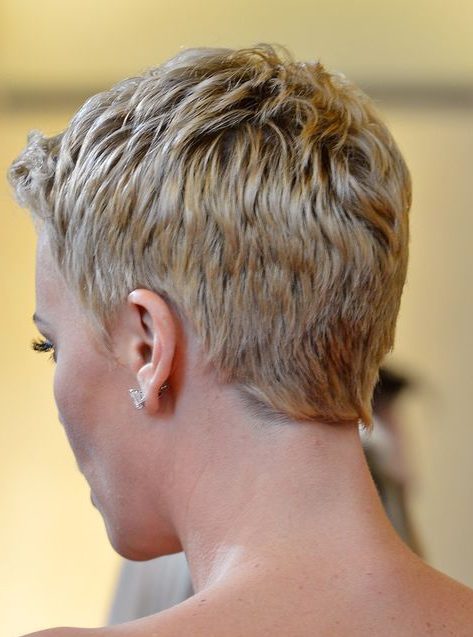 charlize theron haircut old guard