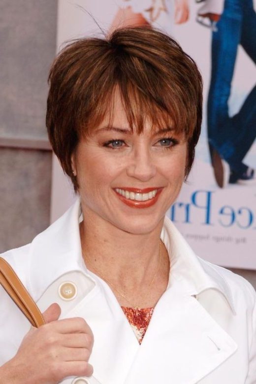 dorothy hamill haircut back view