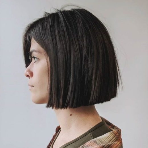 jaw length blunt bob