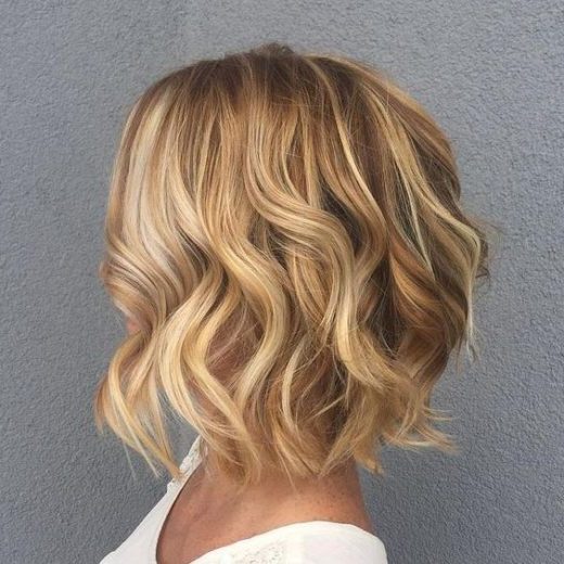 short beach wave bob