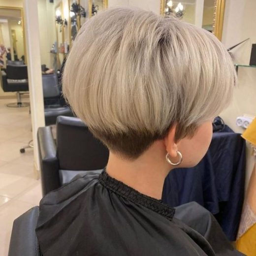 short wedge bob