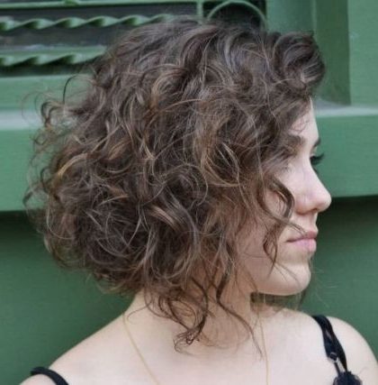 shoulder length naturally curly bob