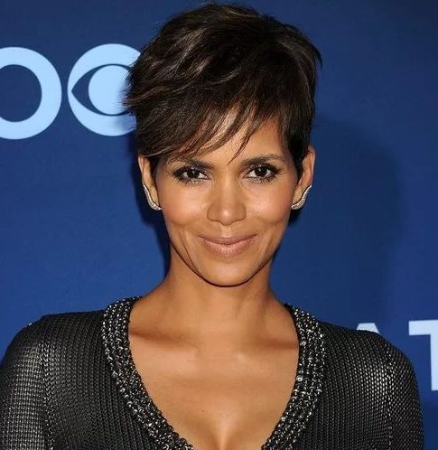 90's halle berry short hair