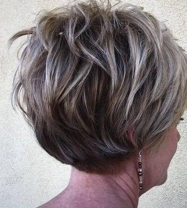 Hairstyles for over 60 round face