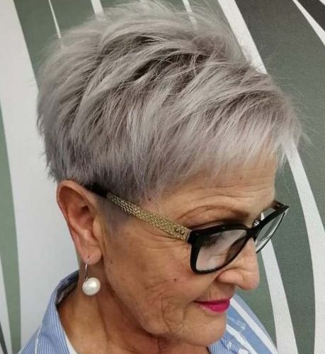 Grey Hairstyles for Over 60s | Short Hair Models