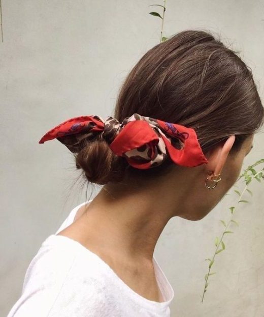 curly hair bandana updo