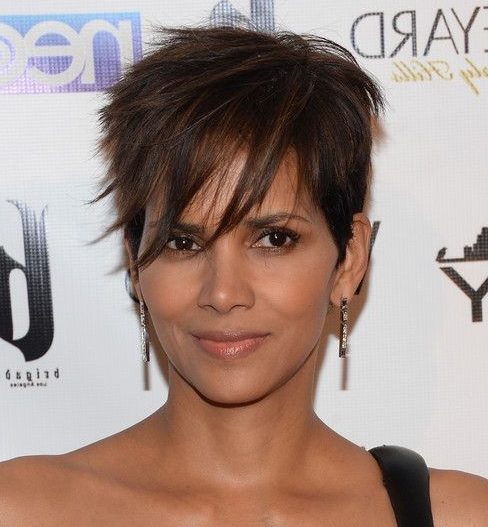 halle berry short hair 90s