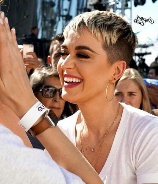 katy perry short hair back