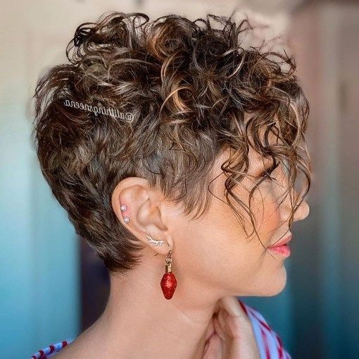 edgy short pixie cuts