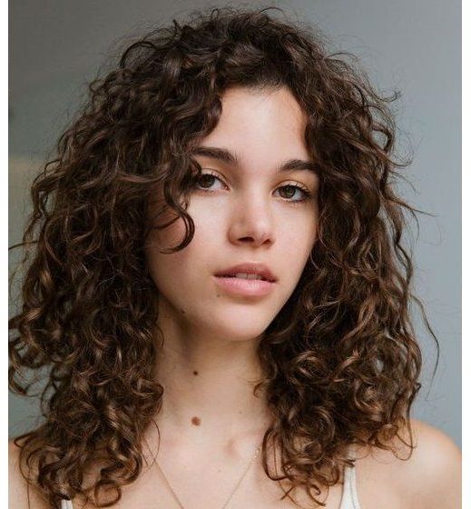 curly hair curtain bangs