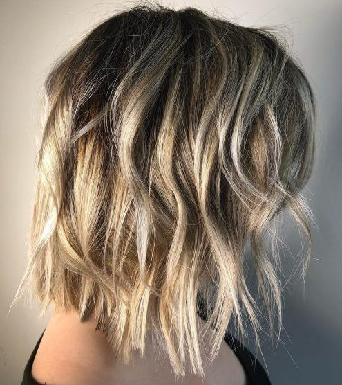 Shoulder length bob with layers 2021