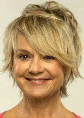 Beautiful Short Hairstyles for Older Women | Short Hair Models