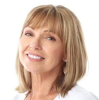 youthful hairstyles over 50